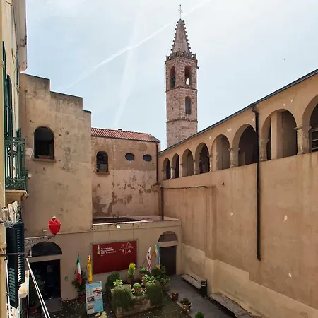 Apartment Centro Storico Carlo Alberto