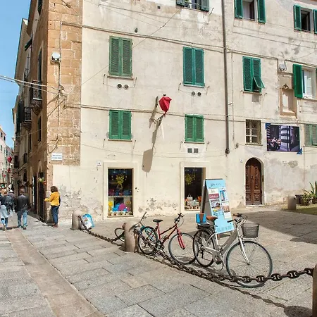 Centro Storico Carlo Alberto * Alghero