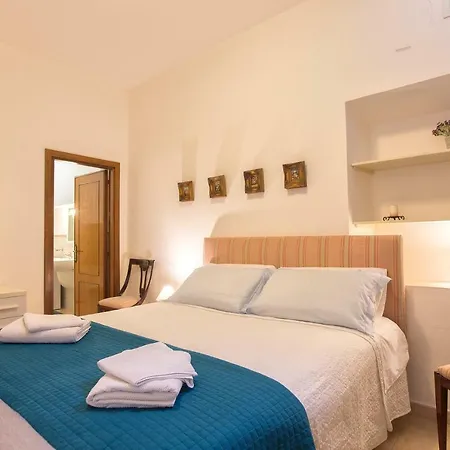 Apartmán Centro Storico Carlo Alberto *